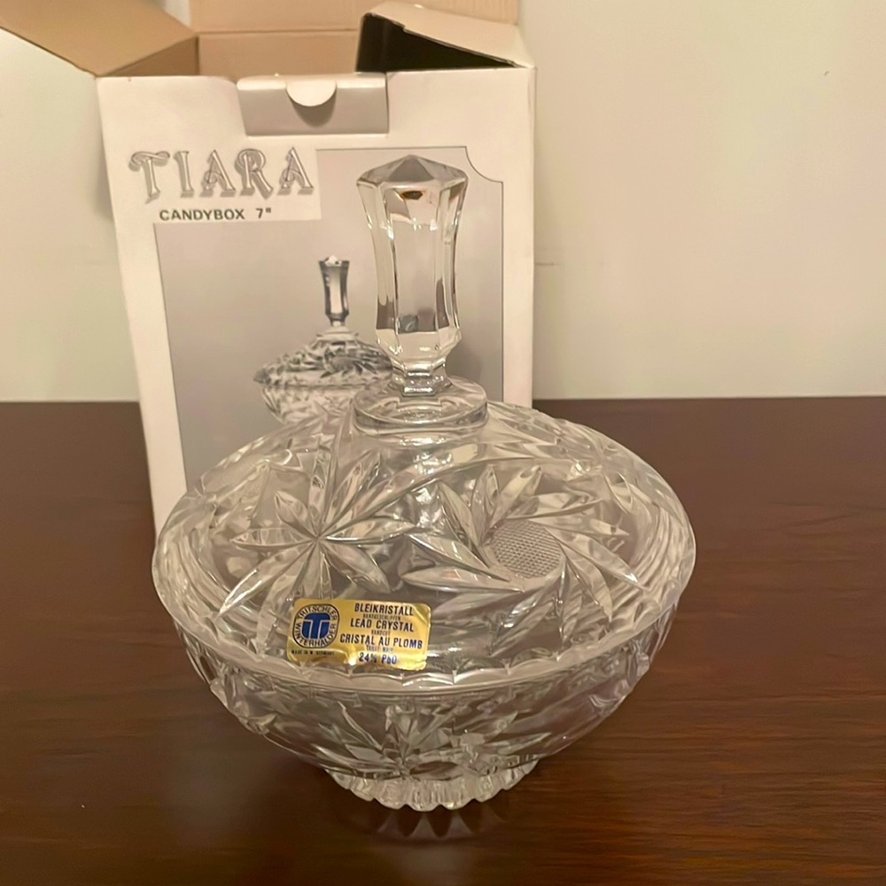Tiara lead Crystal candy bowl new in box